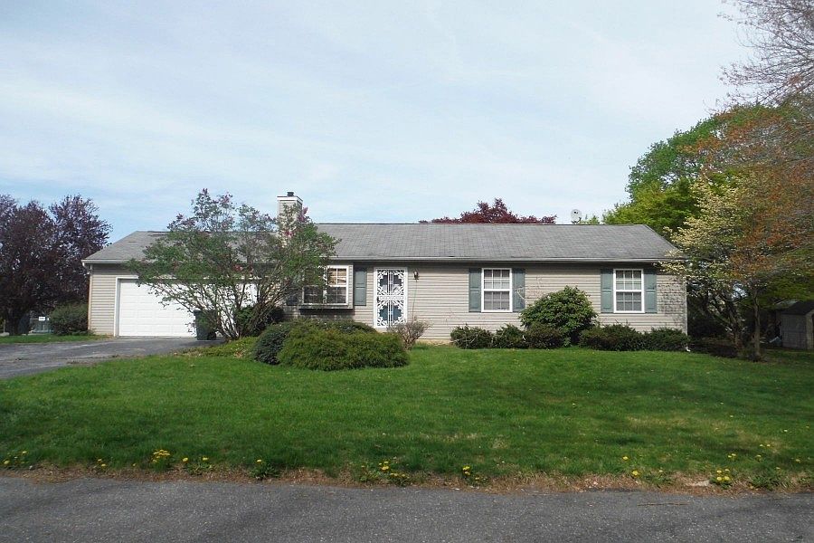1st image of 3417 Williamson Ave