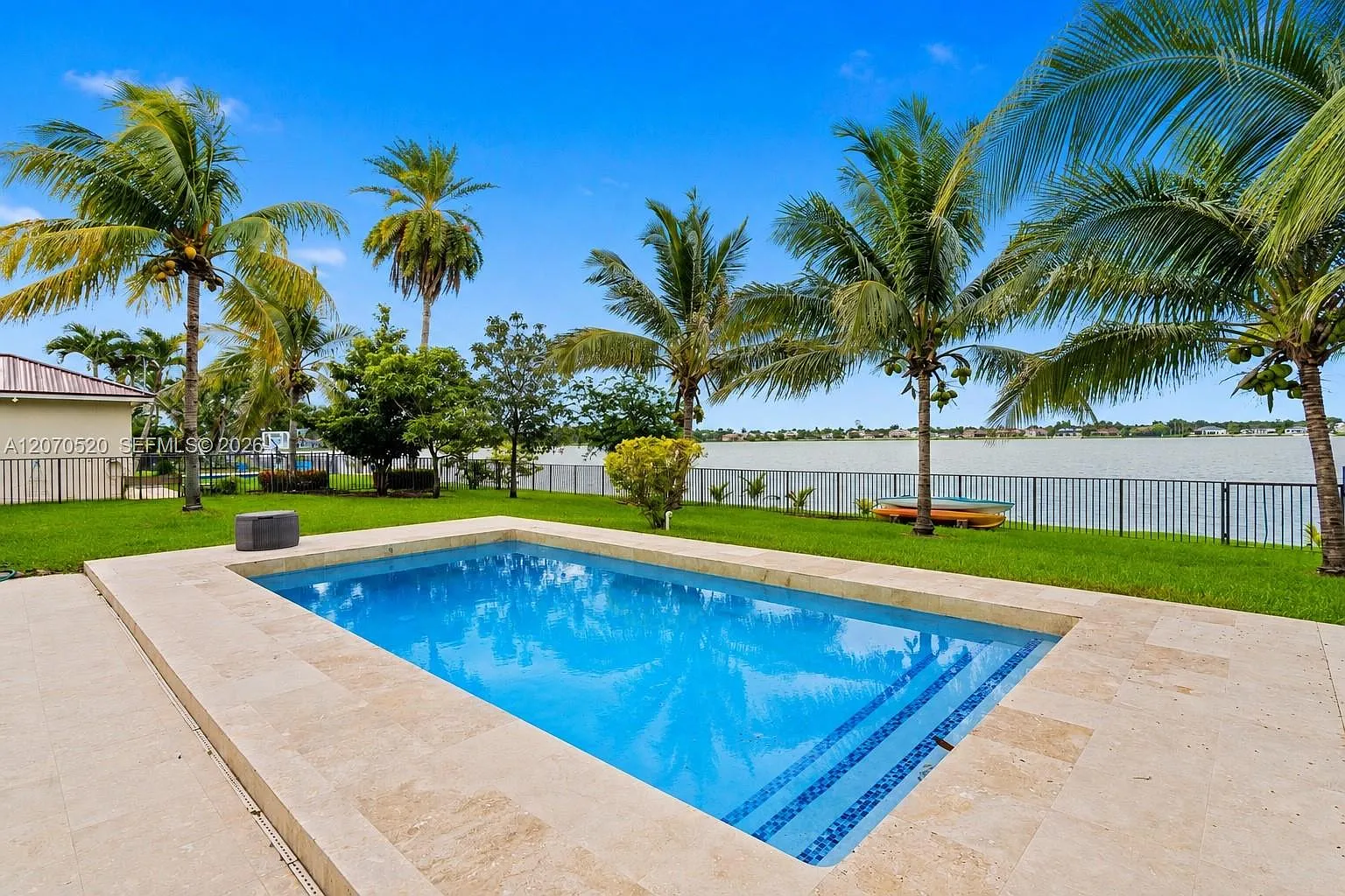 Harbour Lakes Estates — Photo 3