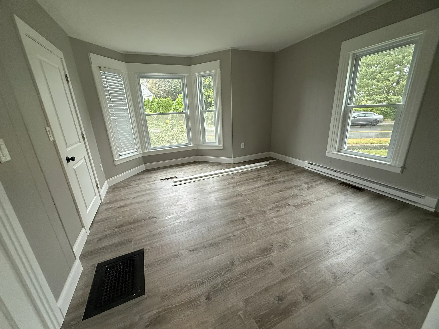 2 bed, 950 sqft, $2,800 — Photo 4
