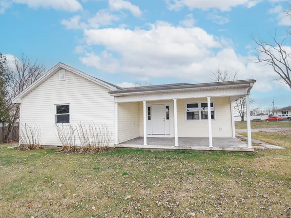 1829 N Glade Cir, Seymour, IN 47274