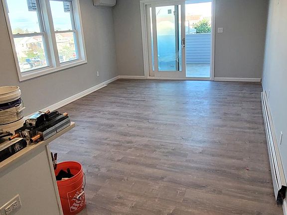 5th image of 61 Neptune Blvd #3A