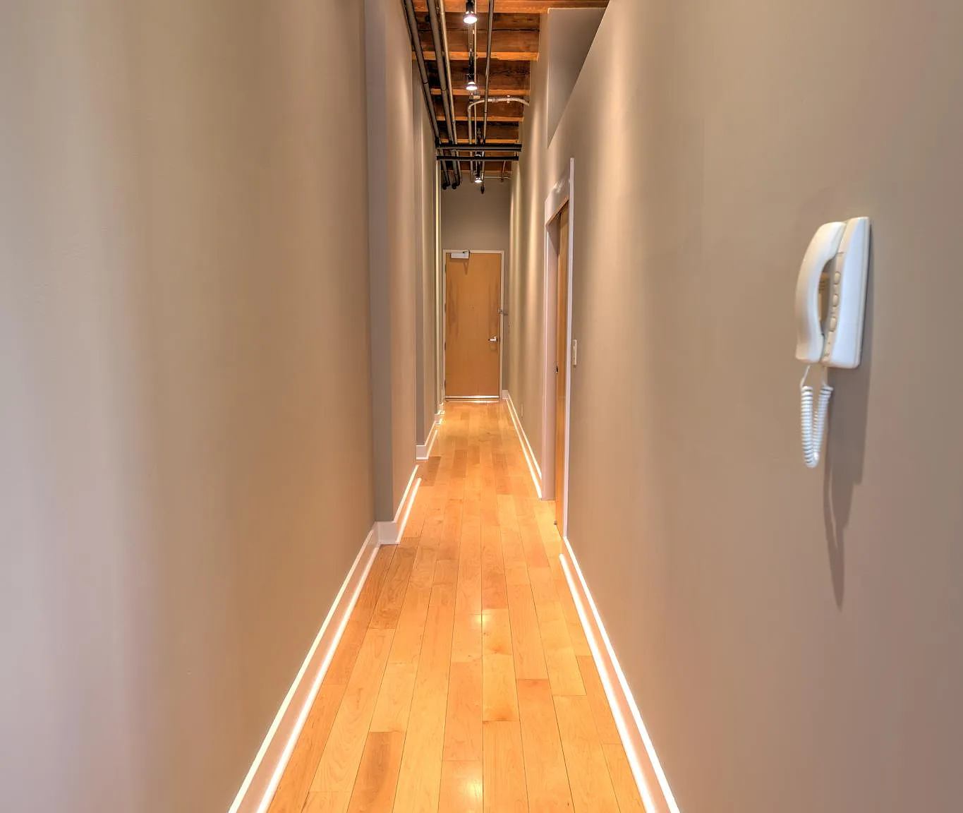 1 bed, 813 sqft, $1,595 — Photo 2
