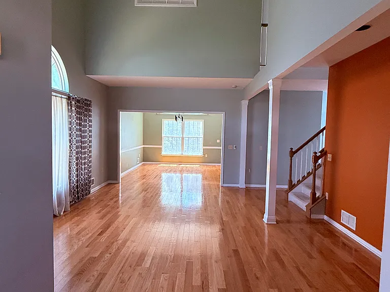 21 Stapleton Ct — Photo 9