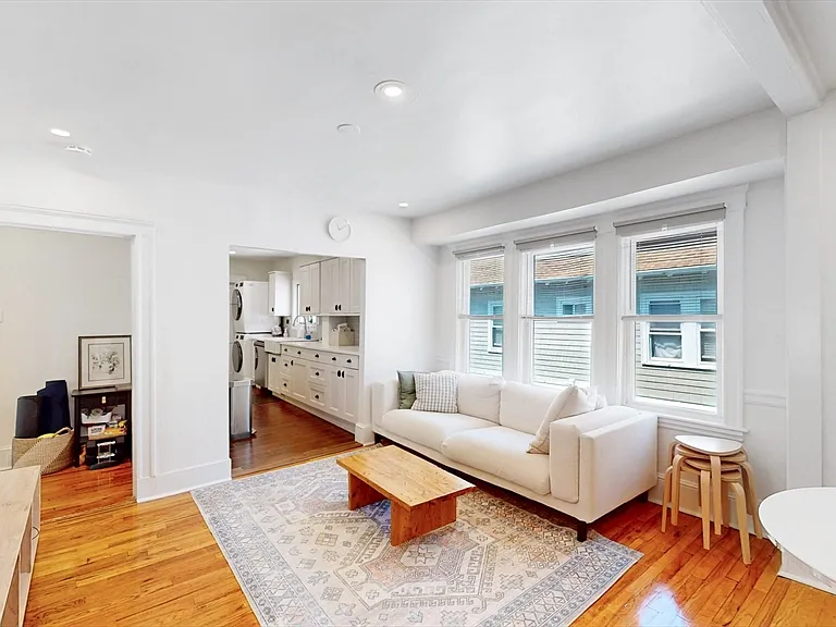 29 Fifield St #29 — Photo 4