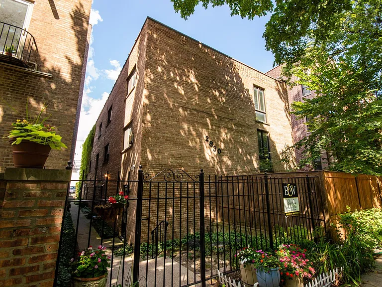 2830 N Burling St #D — Photo 13