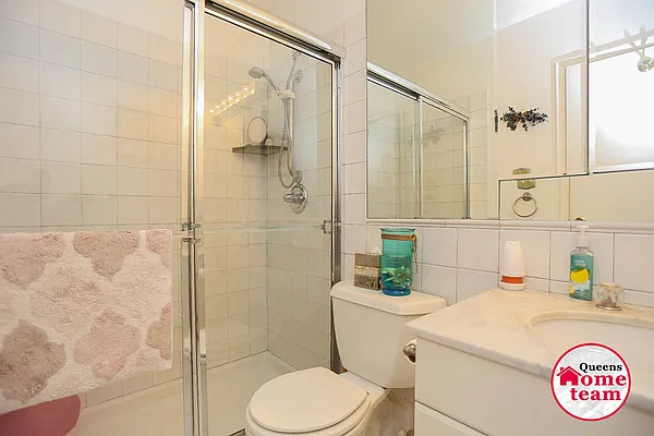 Sold by Keller Williams Realty Landmark II | media 7