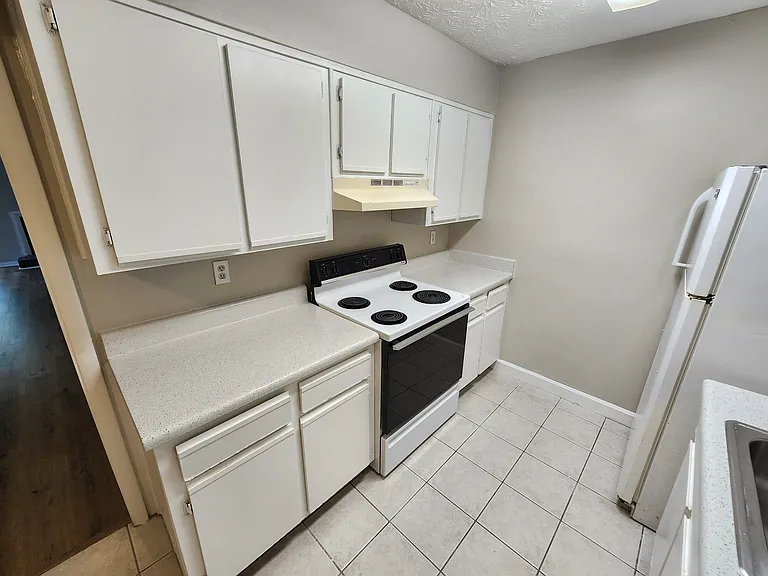 9400 Roberts Dr #3D — Photo 13
