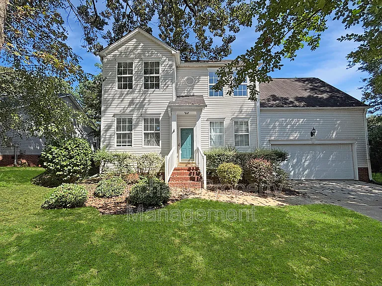 110 Golden Crest Ct — Photo 1