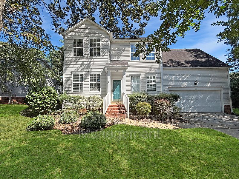 1st image of 110 Golden Crest Ct