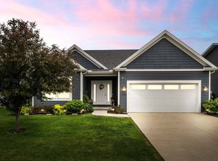 1710 Keybridge Way, Bloomington, IL 61704