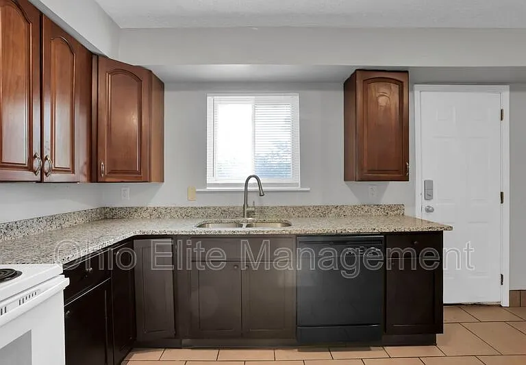 2844 Baughman Ave — Photo 13