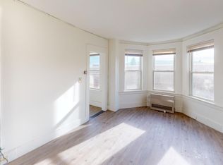 89 Hanover St #5, Lebanon, NH 03766