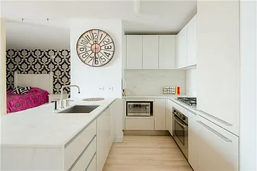 Rented by (Legacy) Elegran