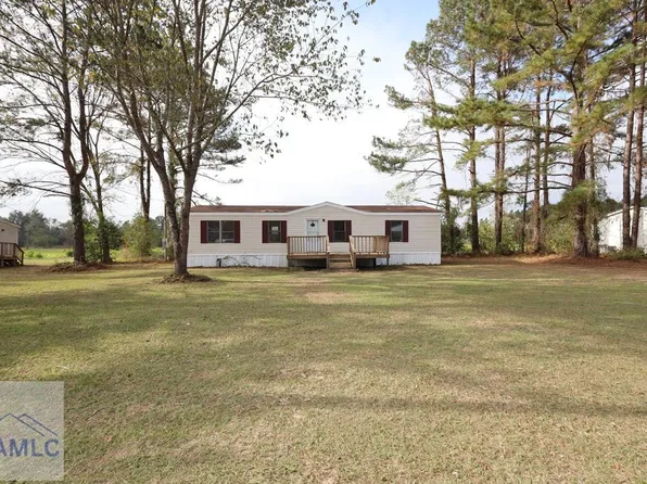 121 Barn Road Cir, Jesup, GA 31545