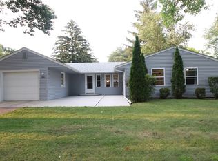 2622 Guilford Rd, Rockford, IL 61107