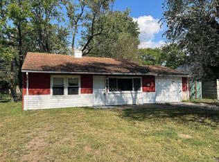 32 Louise Ln, Cahokia, IL 62206