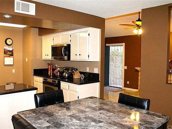 3rd image of 25251 Avenida Dorena