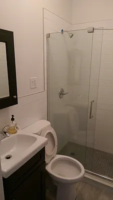 Rented by New York Realty Minimax Inc | media 29