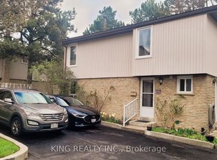 59 Kenninghall Blvd #12, Mississauga, ON L5N 1J6