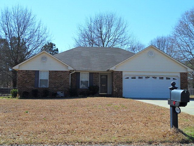 2nd image of 3445 Oleander Dr