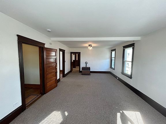 3rd image of 31 Chrome St APT 3
