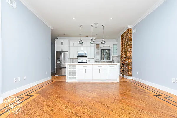 Rented by MySpaceNYC | media 1