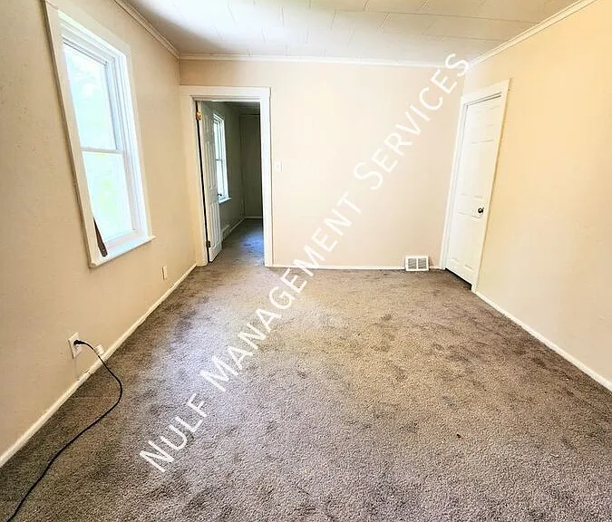 5855 Grant St — Photo 3