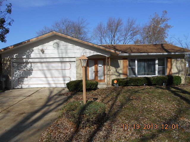 1st image of 1049 W Indiana St