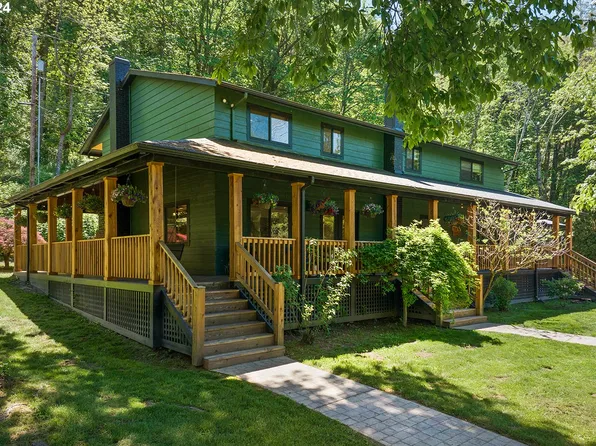 43501 E Hist Columbia River Hwy, Corbett, OR 97019