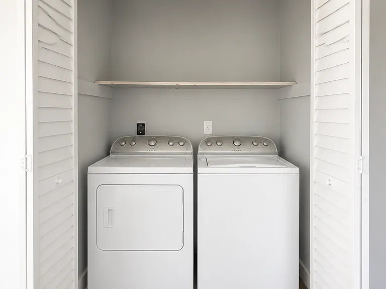 1810 47th Avenue Dr W — Photo 10