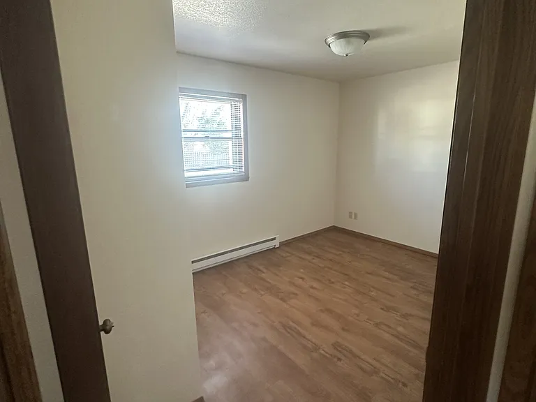 1020 Oviatt St #5 — Photo 6
