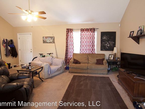5th image of 107 Shiloh Dr