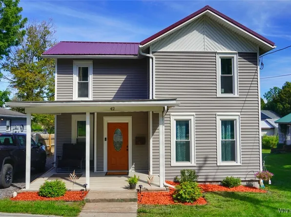 42 S Main St, Holley, NY 14470