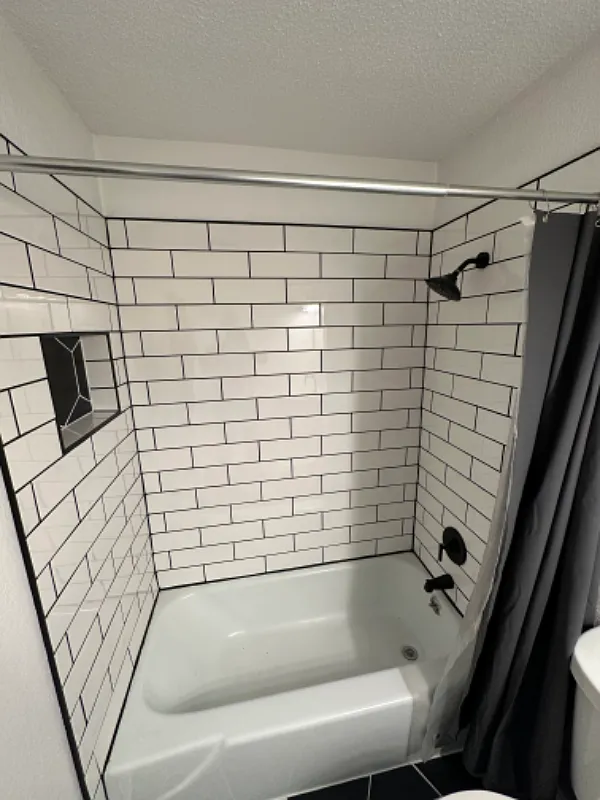 Beautifully Updated 2 Bed / 2.5 Bath Townhome in Highgate at Sandy Springs — Photo 1