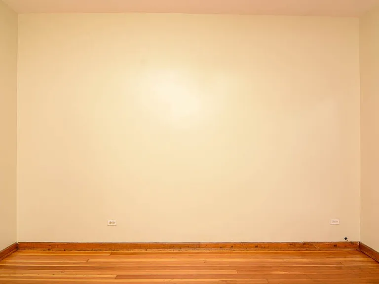 2825 N Milwaukee Ave #2 — Photo 11