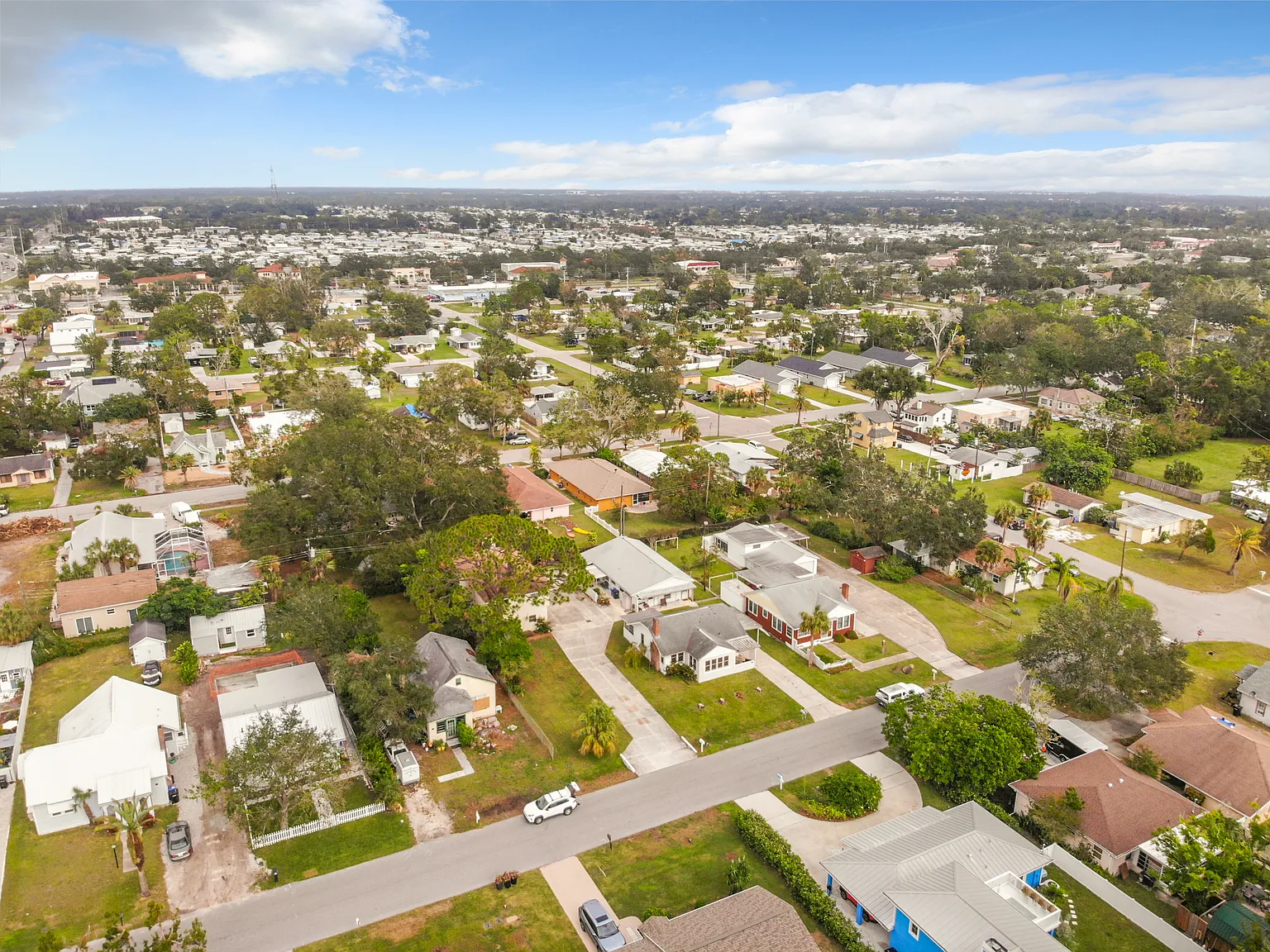 2 bed, 950 sqft, $1,750 — Photo 3