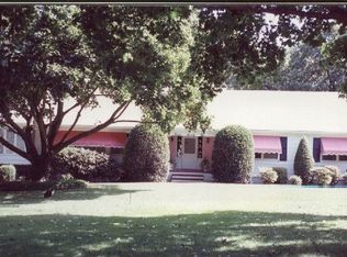 1222 Ostrander Ave, Riverhead, NY 11901