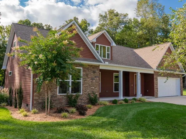 6796 Parwood Dr, Baxter, TN 38544