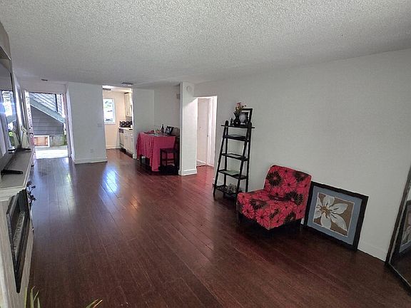 3rd image of 12622 NW Barnes Rd APT 6
