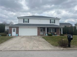 103 Clover Rd, Hannibal, MO 63401
