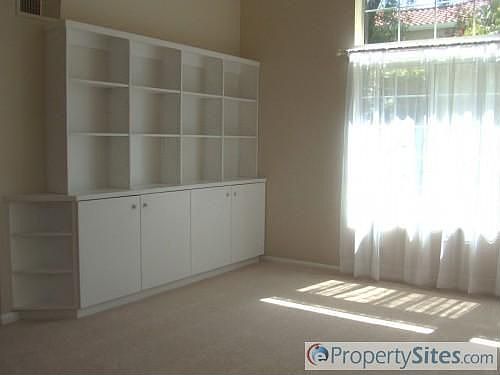 2nd image of 5215 Evanwood Ave