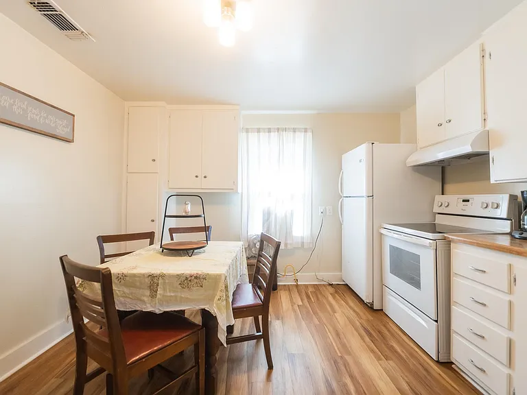 10682 Refinery Rd — Photo 24