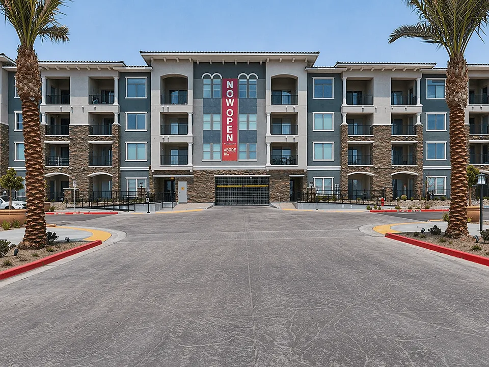 Building Photo 4