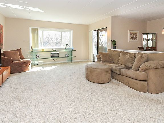 4th image of 214 N Pine Ave APT 3B