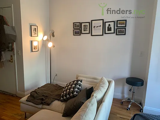 Rented by Finders NYC | media 3