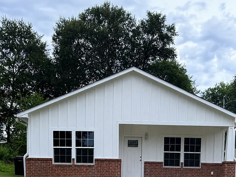 1306 Oden St — Photo 1