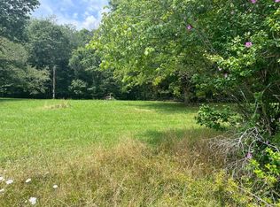 3 Daw Rd, Raven, VA 24639