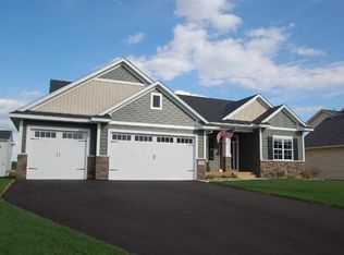 21260 Tippecanoe St, East Bethel, MN 55011