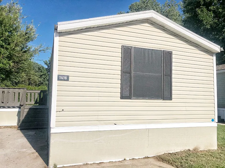Overholser Village — Photo 17
