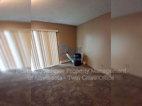 3rd image of 3378 Upper 149th St W